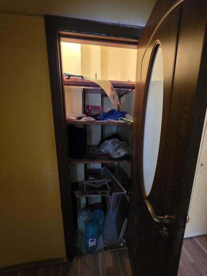 Apartament cu 3 camere decomandat în Rahova