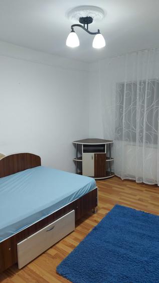 Apartament cu 3 camere decomandat în Dorobanți
