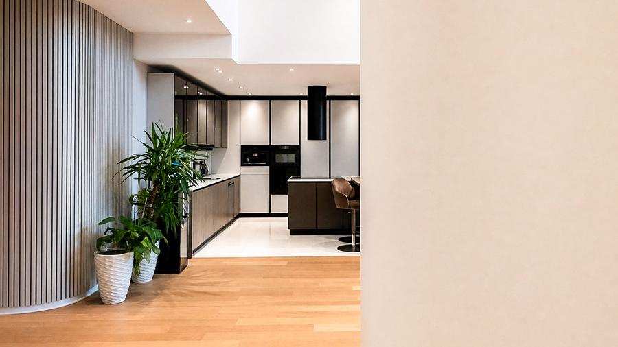Penthouse cu 5 camere, mobilat în Barbu Văcărescu