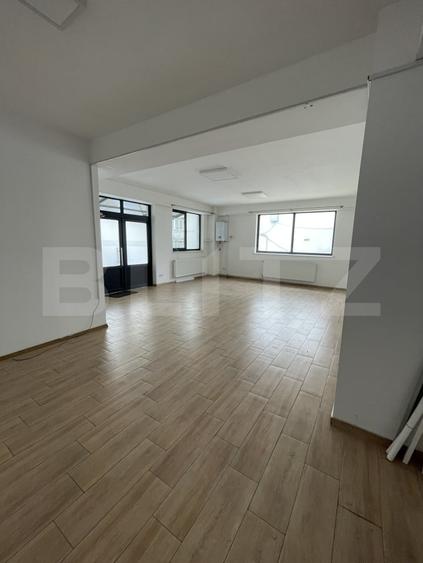 Birou, de 55 mp, în Calea Moldovei