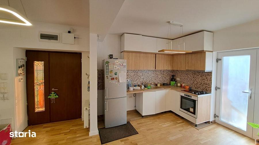 Casa Bragadiru 4 camere 4 bai curte 170 mp incalzire pardoseala - 2