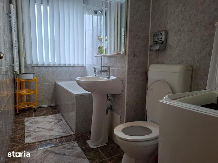Apartament cu 3 camere în Cornișa