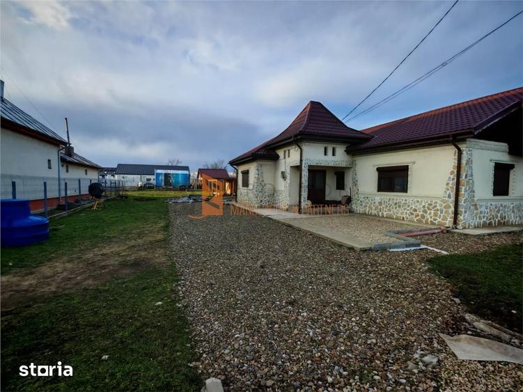 Casă cu 3 camere cu Teren 980 Mp în Pufești