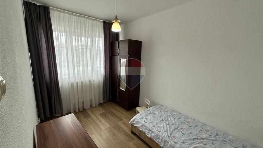Apartament cu 3 camere decomandat în Ultracentral