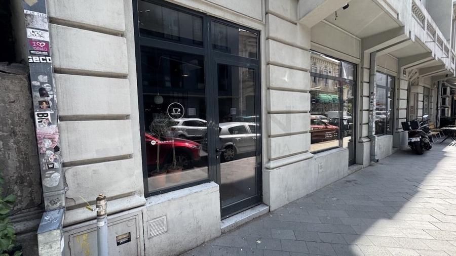 Spațiu comercial, de 250 mp, în Calea Victoriei