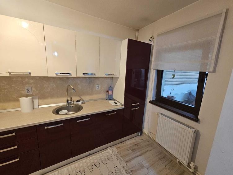 Casă cu 3 camere cu Teren 100 Mp în Hlincea