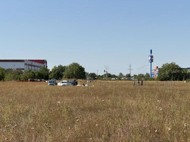 Teren de 663 mp, în Central
