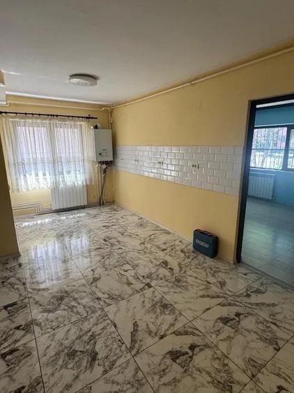 🙋Far🔸2 Camere Decomandate Su=53m² Centrala pe Gaze Instalatii noi - 3