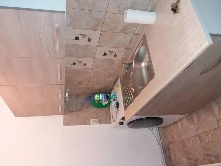 Garsonieră decomandată în Central
