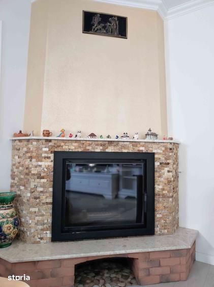 Casă cu 5 camere cu Teren 457 Mp în Valea Lupului