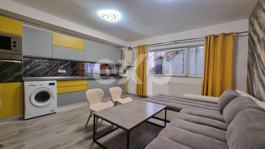 Apartament cu 3 camere decomandat, mobilat în Florești