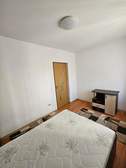 Inchiriez apartament 2 camere - 2