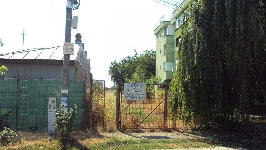 Teren Construcții intravilan de 3200 mp, în 1 Decembrie