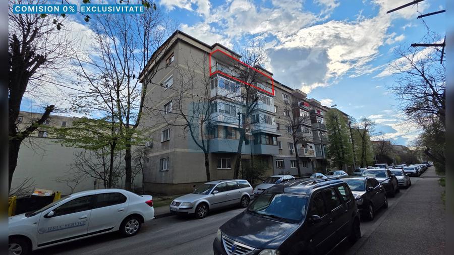 Apartament cu 2 camere decomandat în Kiseleff
