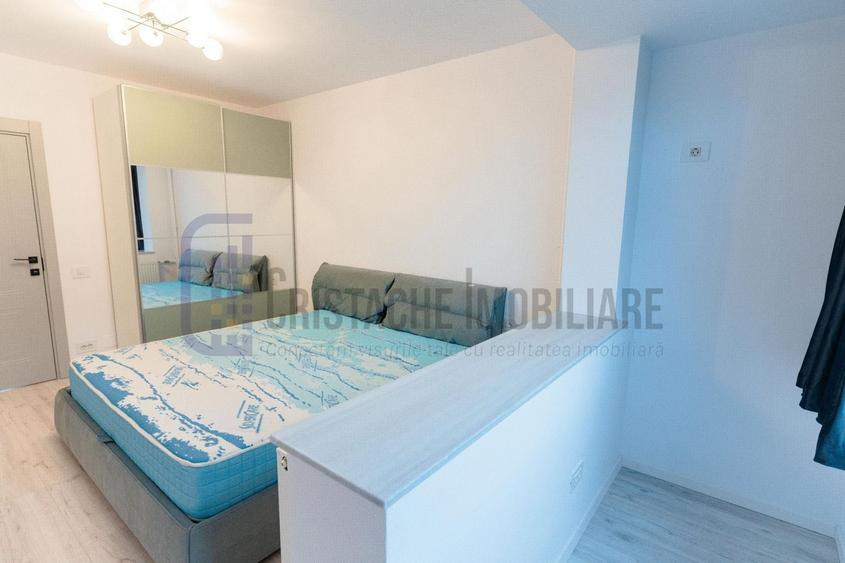 Apartament cu 3 camere semidecomandat, mobilat în Cantemir