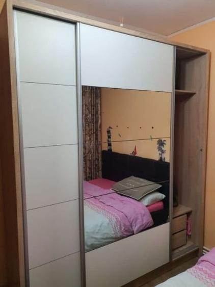 Apartament cu 2 camere semidecomandat în Micro 38