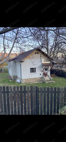 Casă cu 2 camere cu Teren 832 Mp în Central