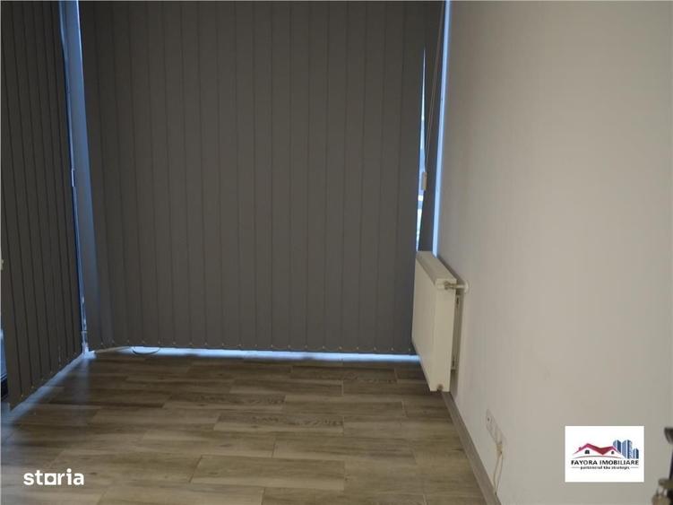 Apartament cu 3 camere decomandat în Tudor