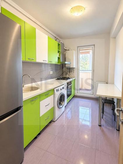 Apartament cu 2 camere decomandat, mobilat în Sud