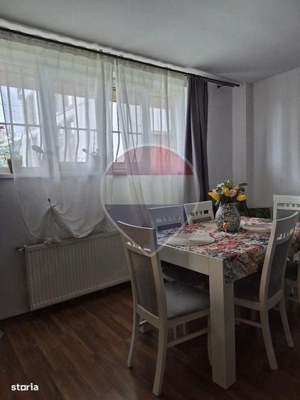 Apartament cu 4 camere în Central