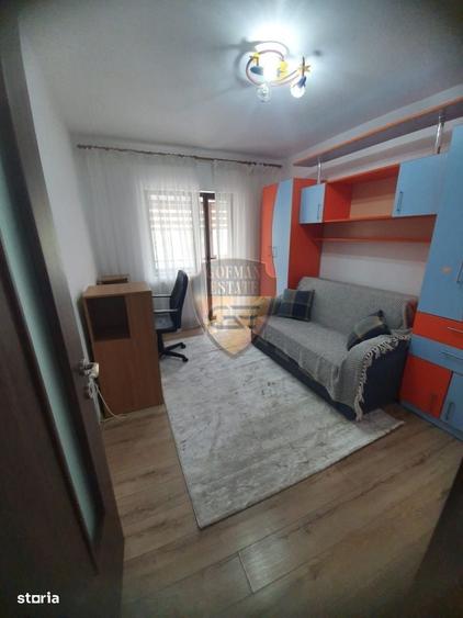 Apartament cu 3 camere decomandat în Faleza Nord