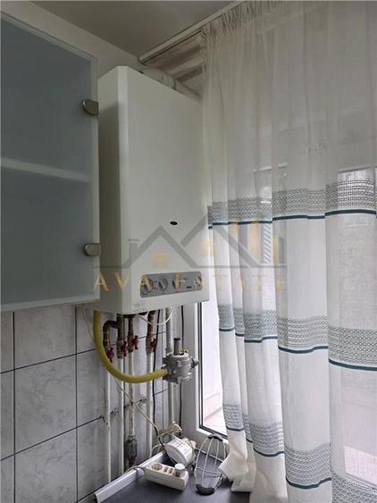 Apartament cu 3 camere semidecomandat, mobilat în Circumvalațiunii