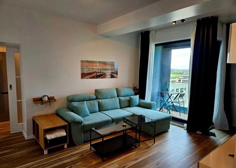 Apartament cu 2 camere semidecomandat, mobilat în Tomis Nord