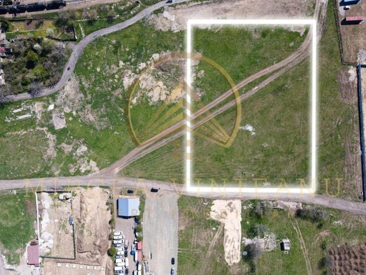 Teren Construcții intravilan de 4100 mp, în Palas