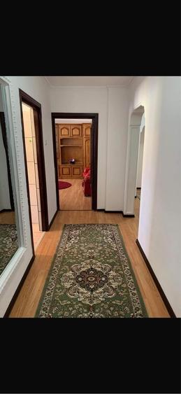 Apartament cu 3 camere decomandat în Nord