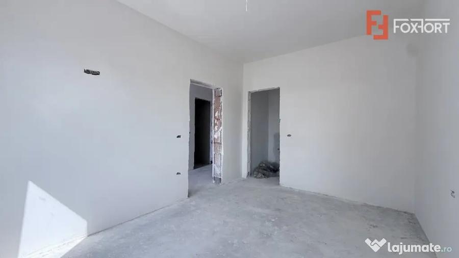 Casă cu 3 camere cu Teren 310 Mp în Moșnița Nouă