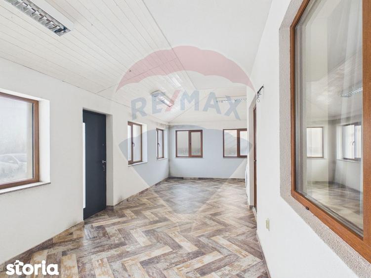 Apartament cu 3 camere, mobilat în Ulmi