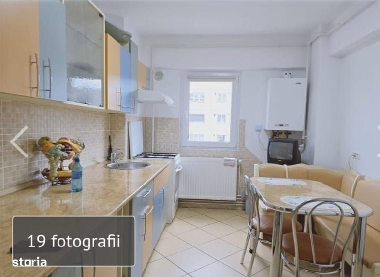 Apartament cu 3 camere în Centrul Civic
