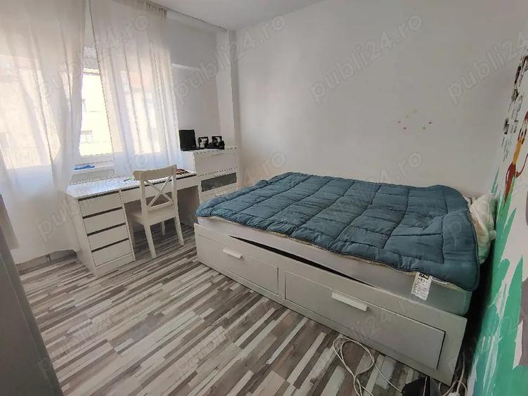 Apartament cu 3 camere decomandat în Central