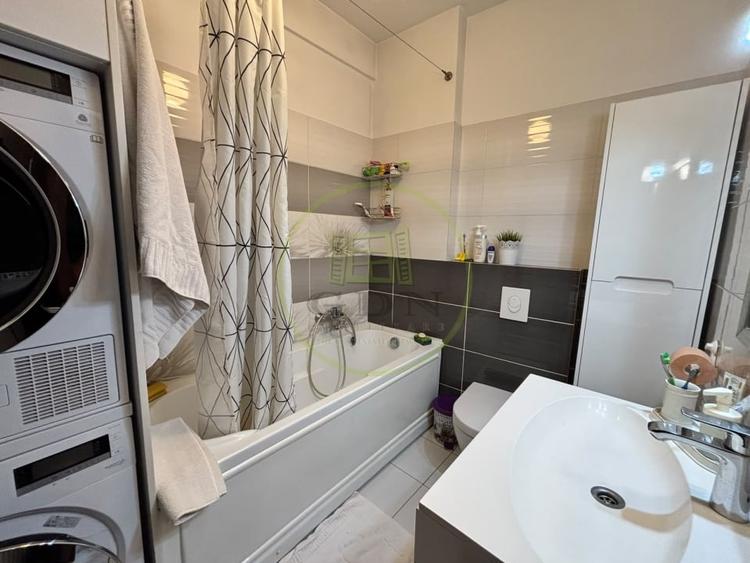 Apartament cu 3 camere decomandat, mobilat în Brestei