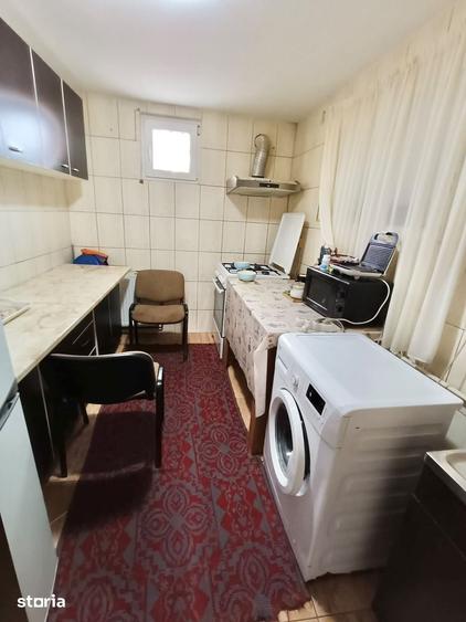 Casă cu 7 camere cu Teren 223 Mp în Militari