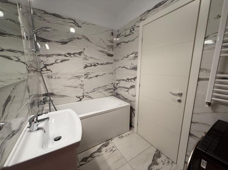 Apartament cu 3 camere decomandat, mobilat în Pipera