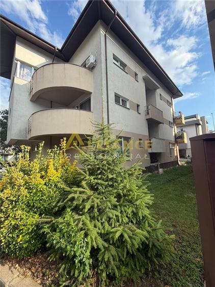 Apartament cu 2 camere decomandat, mobilat în Berceni