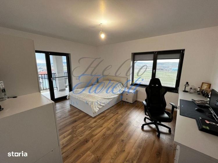 Casă cu 4 camere în Sânnicoară