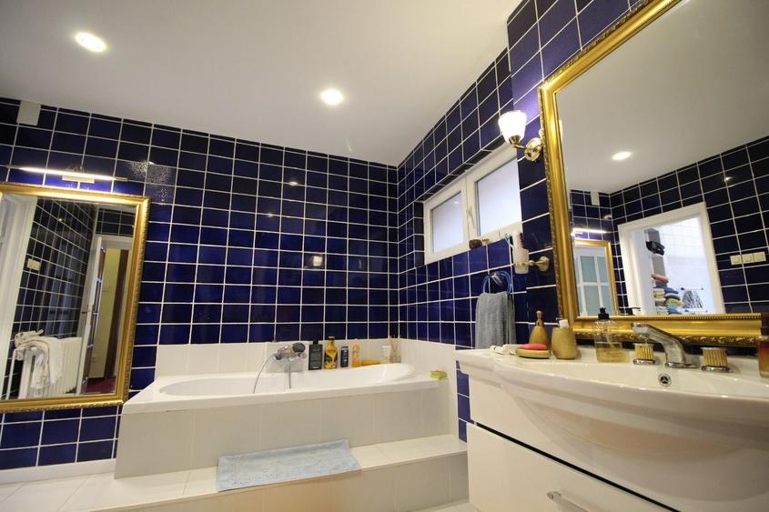 Casă individuală cu 6 camere cu Canalizare în Rosetti