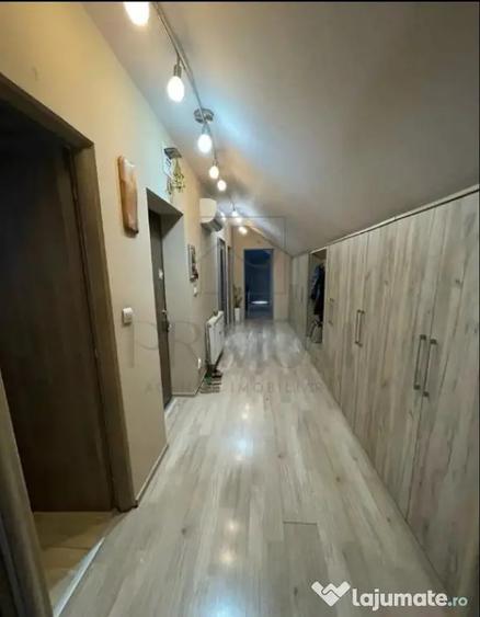 Apartament cu 3 camere decomandat, mobilat în Ghiroda