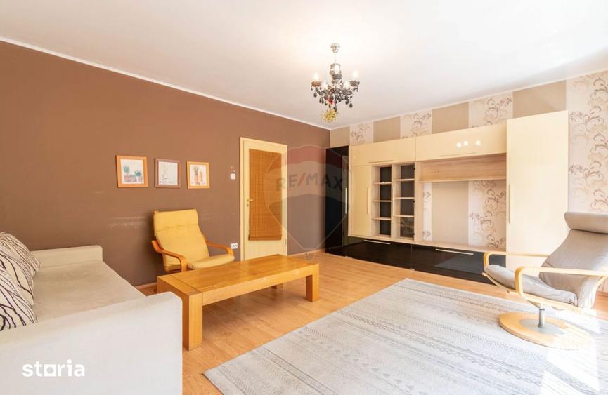 Apartament cu 3 camere decomandat în Grigorescu