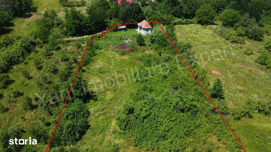 Casă cu 2 camere cu Teren 3670 Mp în Ciofrângeni