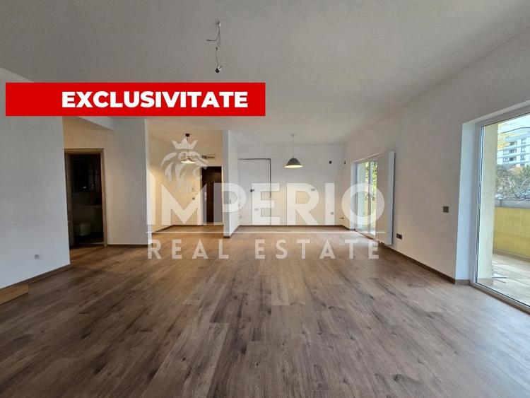 Apartament cu 3 camere semidecomandat, mobilat în Bună Ziua