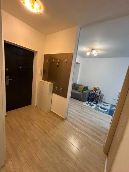 Apartament cu 3 camere decomandat în Chiajna