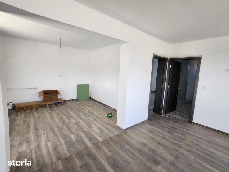 Casă cu 3 camere cu Teren 250 Mp în Mărgineni