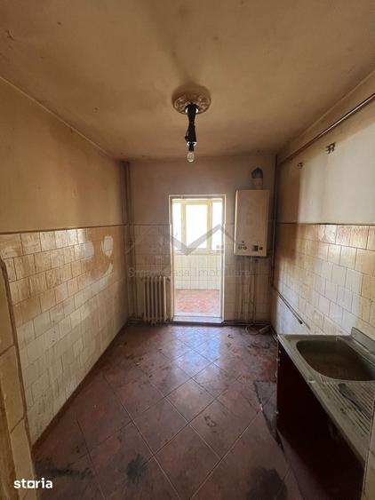 Apartament cu 2 camere decomandat în Nicolina