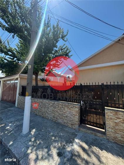 Casa centrala Tulcea, 2 corpuri, garaj, gata de mutare - 2