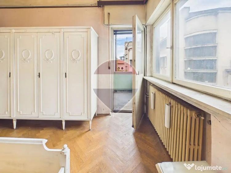Apartament cu 4 camere semidecomandat în Ferdinand