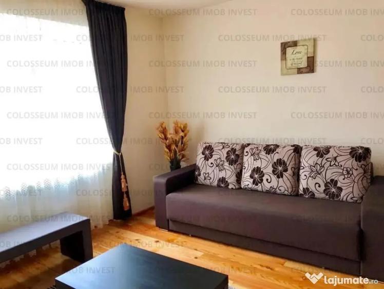 Apartament cu 3 camere decomandat în Centrul Istoric