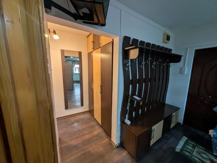 Apartament cu 2 camere decomandat în Exterior Vest